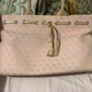 Dooney&Bourke pink purse